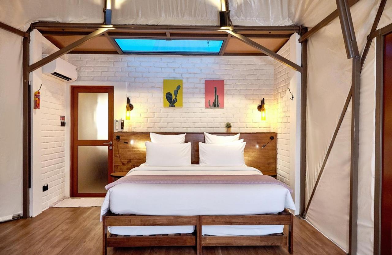 The Anmon Bintan Luxury tent